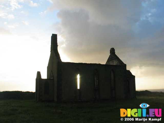 19211 Church ruin